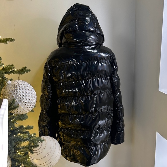 DKNY Glossy Black Hooded Puffer Jacket - Picture 4 of 9
